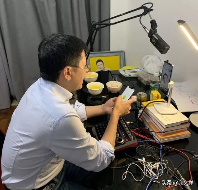 抖音粉丝团16级灯牌需要多久